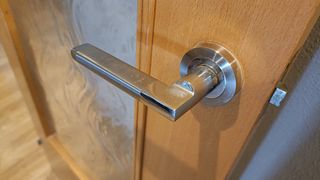 Puerta madera con Cristal