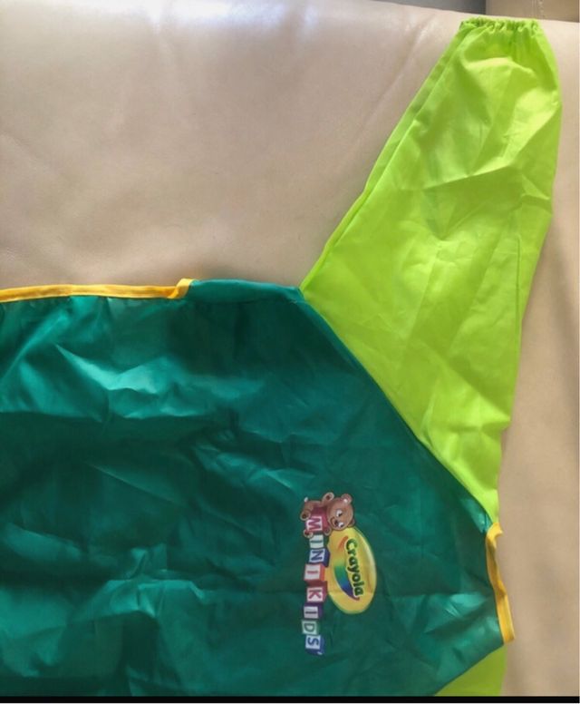 Grembiulino antimacchia 1-3 Anni Crayola