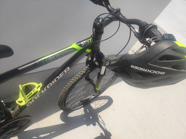 Bicicleta usada muy poca lleva mucho tiempo guarda