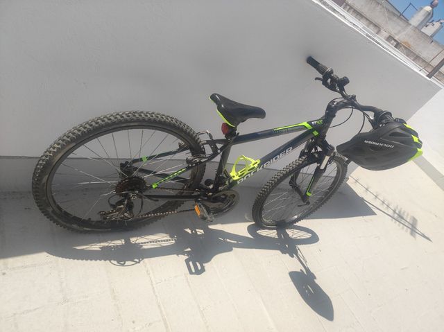 Bicicleta usada muy poca lleva mucho tiempo guarda