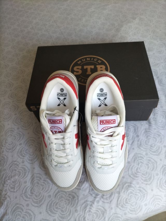 Zapatillas MUNICH talla 40 UNISEX