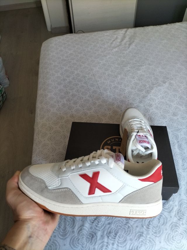 Zapatillas MUNICH talla 40 UNISEX