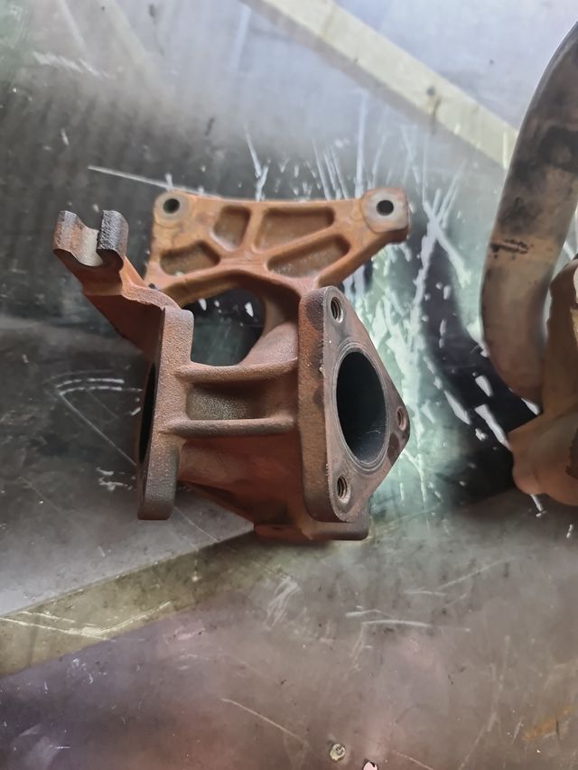 Colector de escape.audi