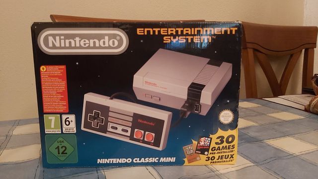 Nintendo Classic Mini + extras