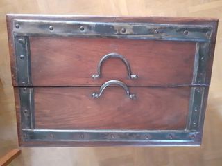 Botellero.Caja de madera