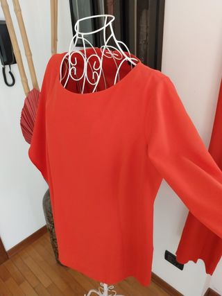 Completato elegante Marina Rinaldi