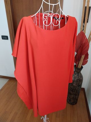 Completato elegante Marina Rinaldi