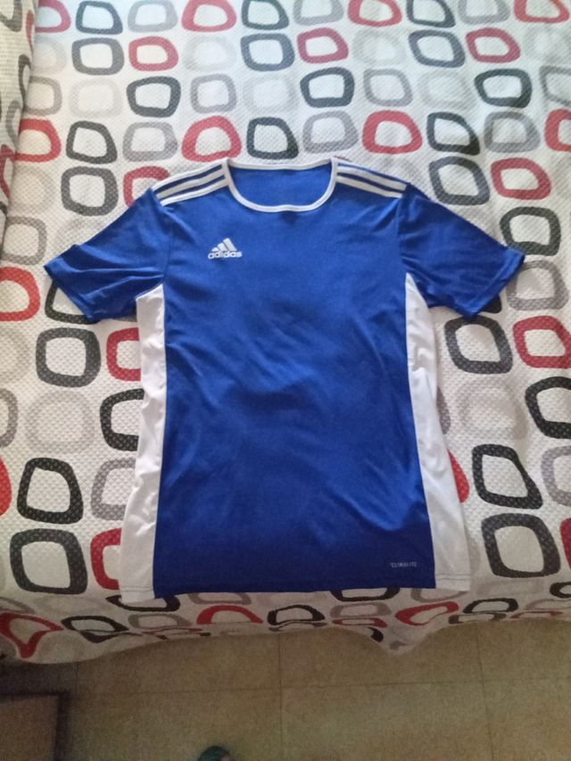 Camiseta adidas