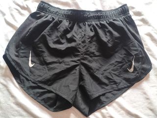 Short deportivo Nike