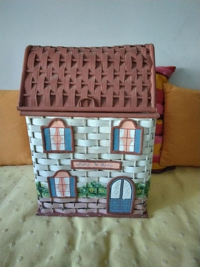 Casita juguetero. Se envia