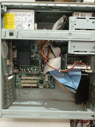 n 2, HP VECTRA VL400MT                    