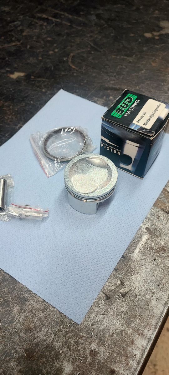 Pistón motor 140 Alta compresión.