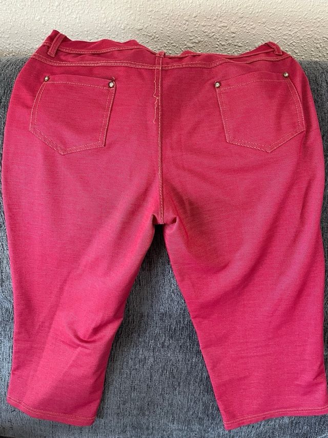 PANTALÓN ROJO RECTO
