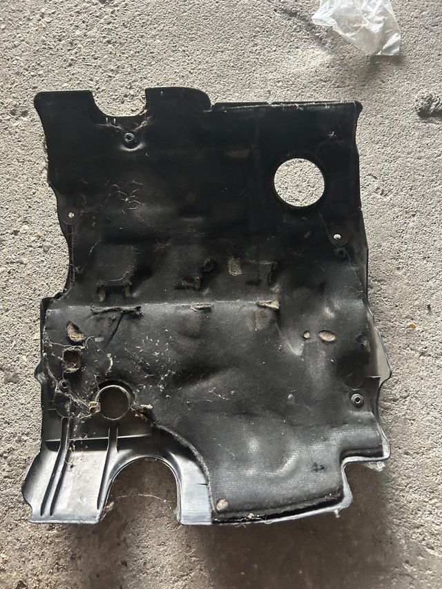 Tapa de motor Peugeot 307