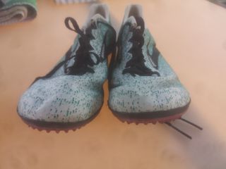 Zapatillas atletismo (clavos) Brooks