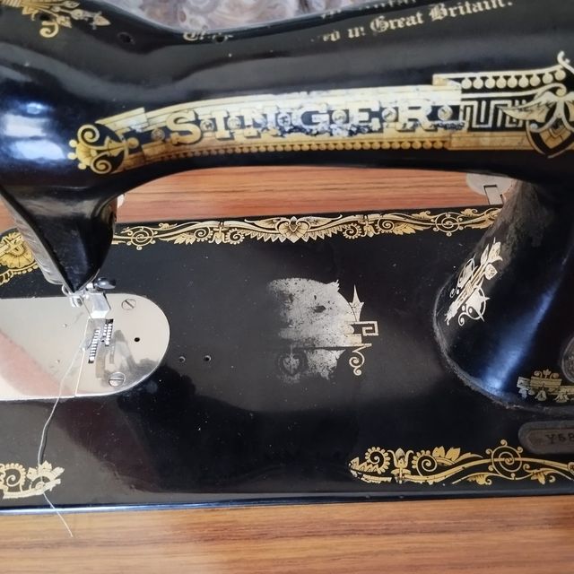 Maquina de coser Singer de 1920