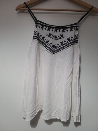 Blusa Blanca Stradivarius T.L