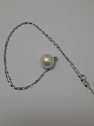 Catenina con pendente perla