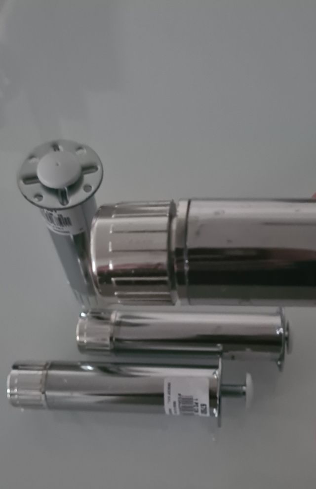 Set 4 piedini per mobili nuovi