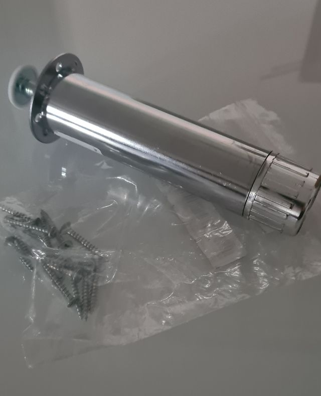 Set 4 piedini per mobili nuovi