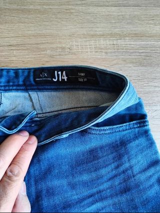 2 pantalones vaqueros Armani