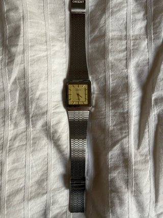 Reloj Orient Quartz vintage J425005.