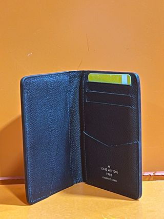 Tarjetero louis vuitton 