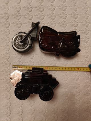 2 botellas vintage moto y carruaje