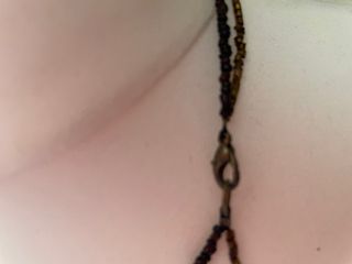Collar chapa metal con abalorios