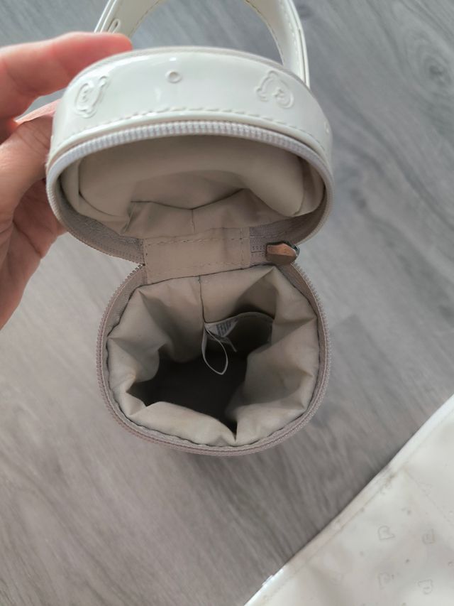 Cambiador y termo biberón pasito a pasito