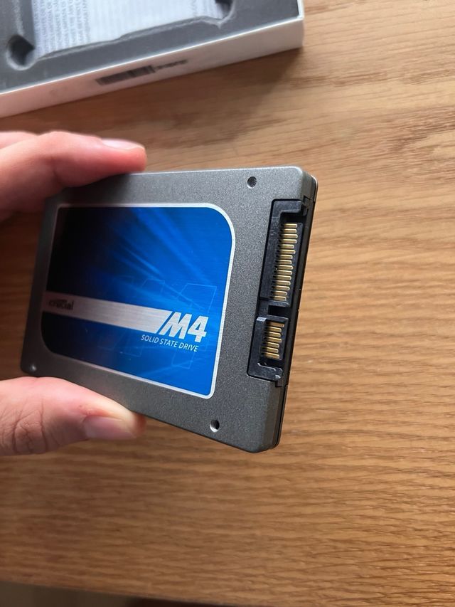 Crucial SSD M4 128 GB