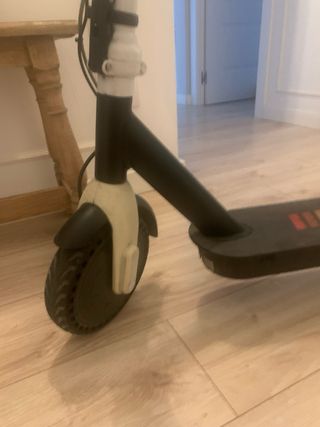 Patinete electrico Olsson Tutti Cuori antipinchazo