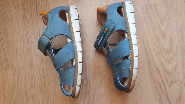 SANDALIAS NIÑO TALLA 26