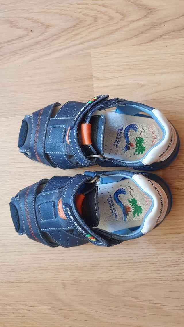 SANDALIA NIÑO TALLA 25