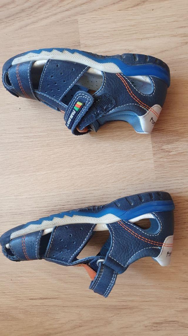 SANDALIA NIÑO TALLA 25