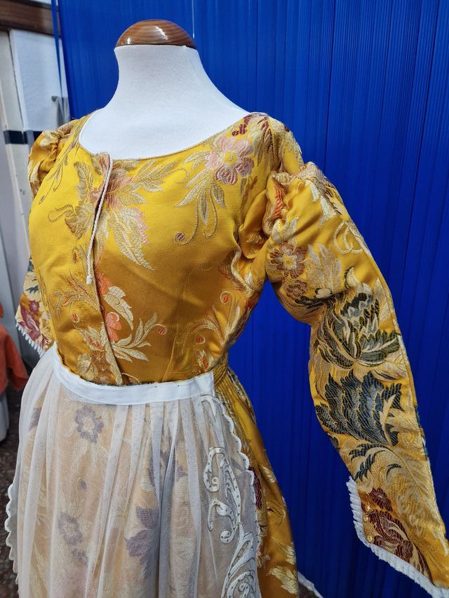 Traje fallera señora