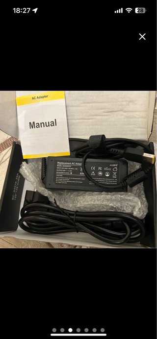 Adaptador corriente alterna SK90200325. LENOVO