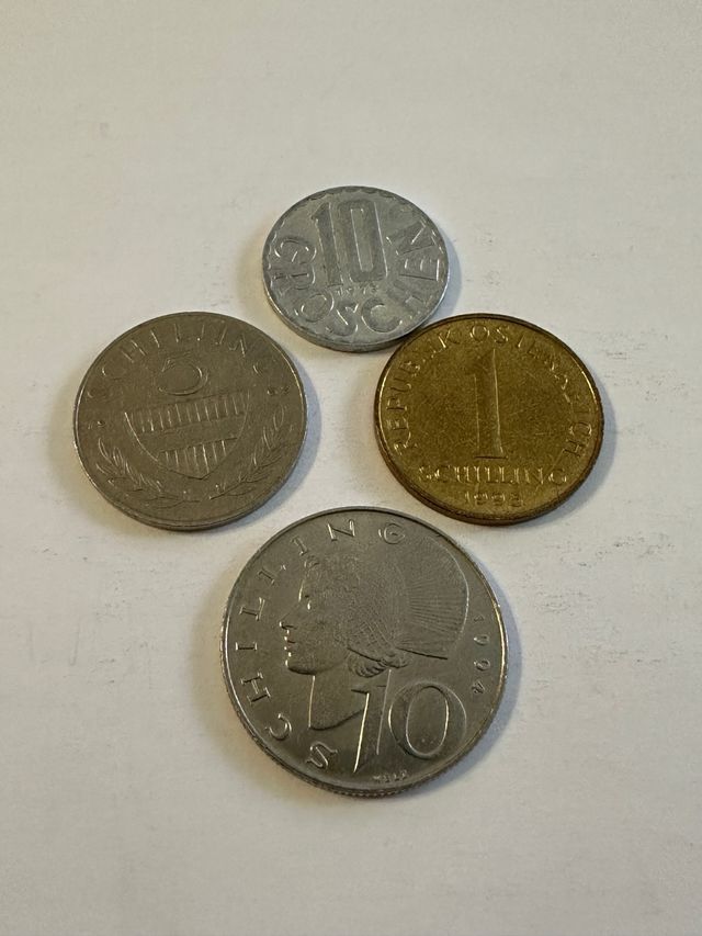 Monedas: 4 monedas de Austria
