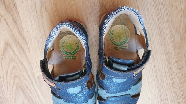 SANDALIAS NIÑO TALLA 28