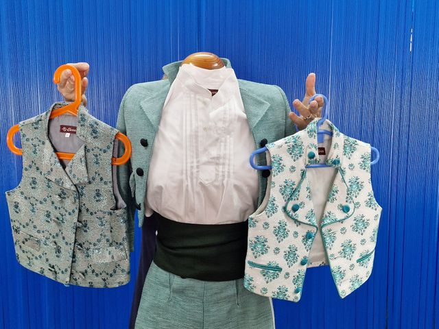 Traje torrenti niño