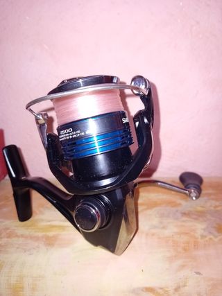 Mulinello da pesca shimano nexave 2500