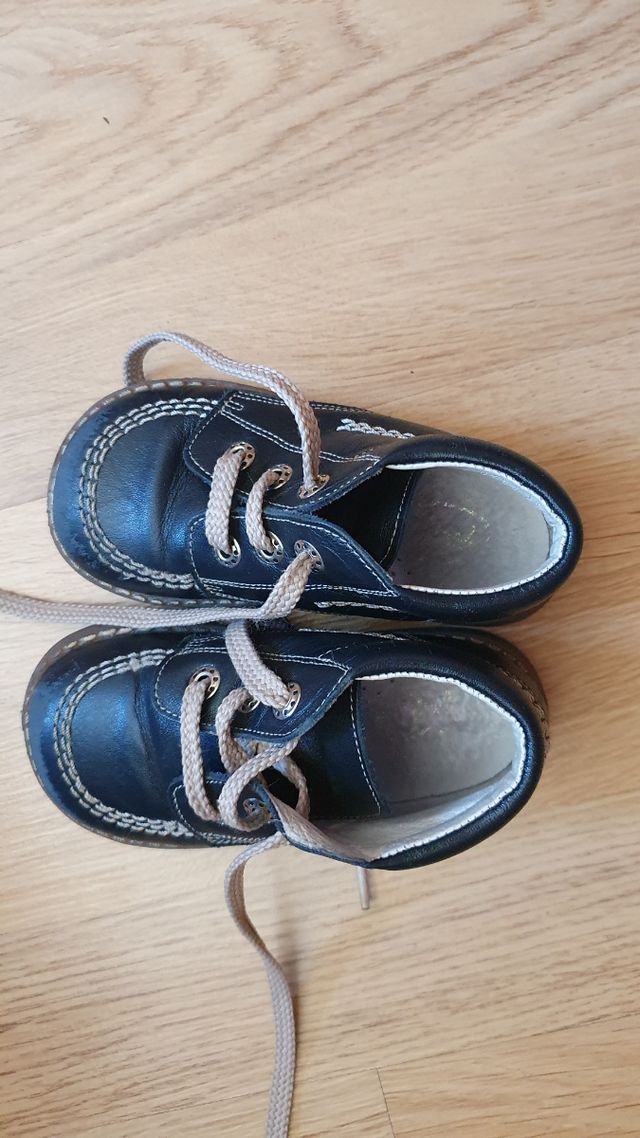 BOTAS NIÑO TALLA 22