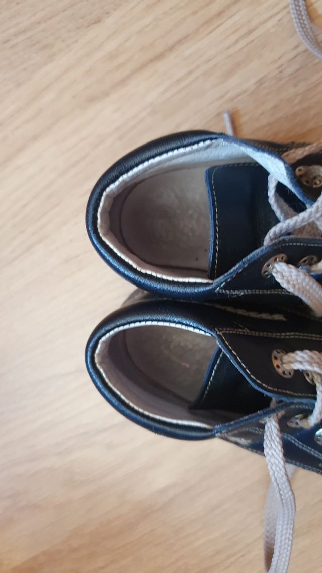 BOTAS NIÑO TALLA 22