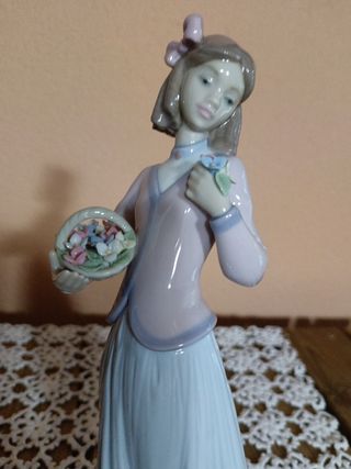 Figura LLADRO. Aroma primaveral