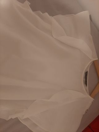 Blusa cuerpo volantes de Zara