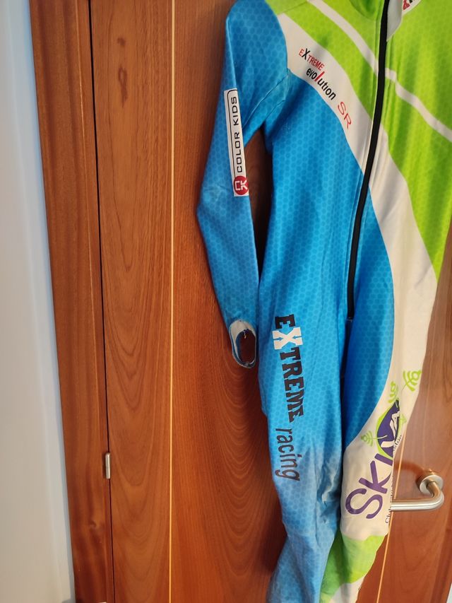 Mono de esqui de competicion junior talla XS-S