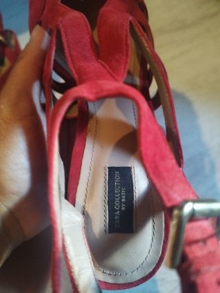 Zapatos con plataforma rojos
