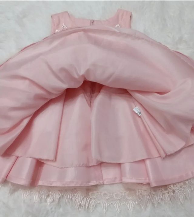 Vestido precioso de tul para ceremonia