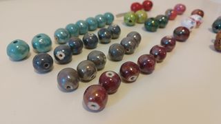 Abalorios de cerámica esmaltada