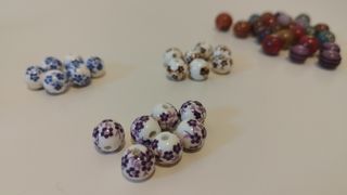 Abalorios de cerámica esmaltada